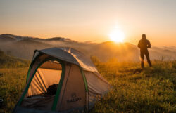 Køb det rigtige telt til din udenlandsrejse